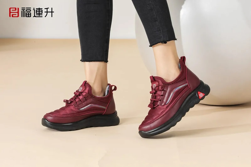 适合40岁女人的鞋子