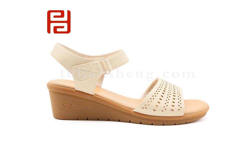 福连升舒适妈妈凉鞋 女款夏季中年舒适坡跟女鞋图片