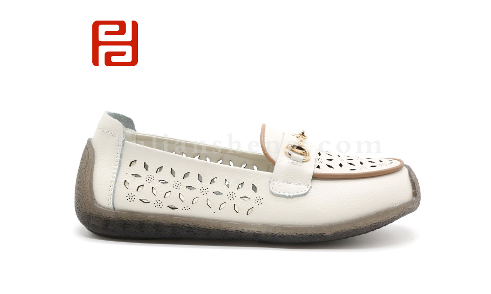 福连升夏季休闲女鞋经典豆豆鞋透气带孔舒适女鞋
