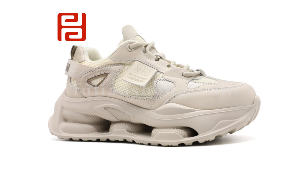 福连升冬季新品运动生活女鞋时尚运动老爹鞋