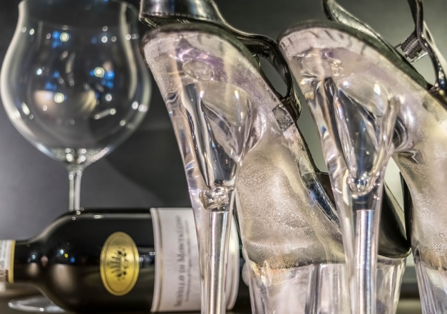 水晶鞋-水晶鞋什么样啊