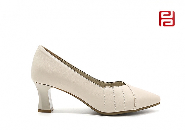 福连升春季新款优雅通勤高跟鞋女单鞋通勤方跟女鞋