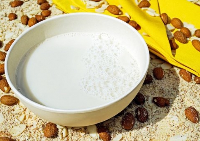 日摄入量需1200毫克？细数中老年人补钙的食物有哪些？