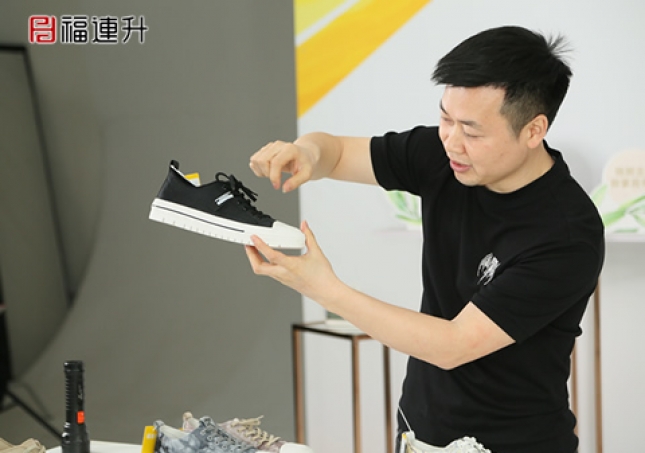 一双鞋子，决定合脚的第一要素就是要有好的楦型