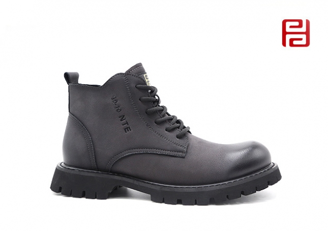 福连升休闲鞋男鞋冬季加绒保暖英伦马丁靴软底舒适皮面男靴